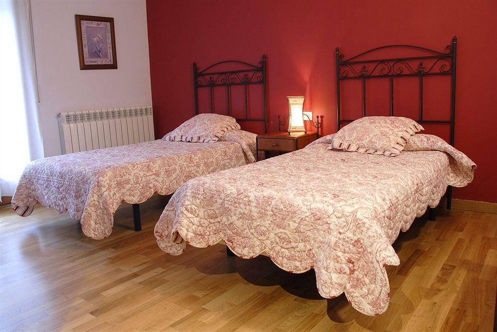 Hotel Els Encantats Espot Extérieur photo